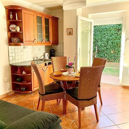 Balaton Apartament *